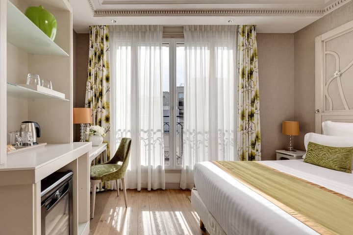 Hotel Rochester Champs Elysées