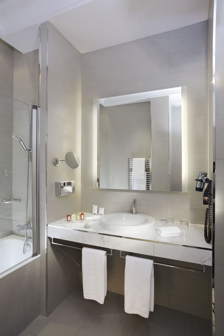 Hotel Rochester Champs Elysées