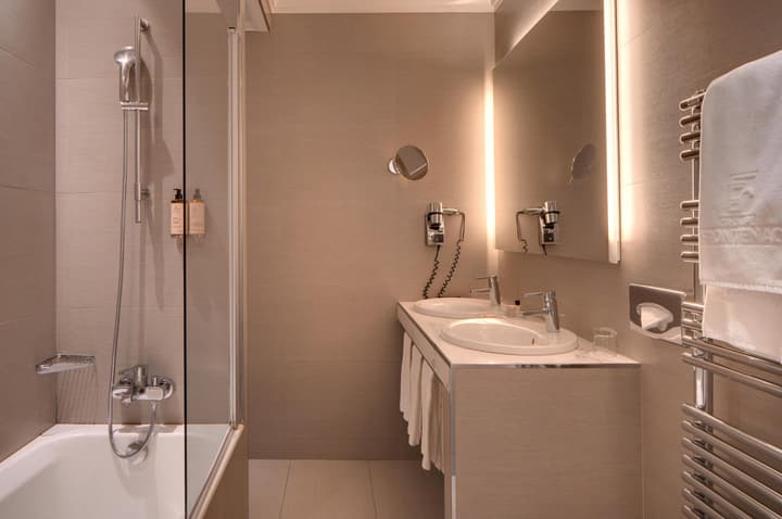 Hotel Rochester Champs Elysées