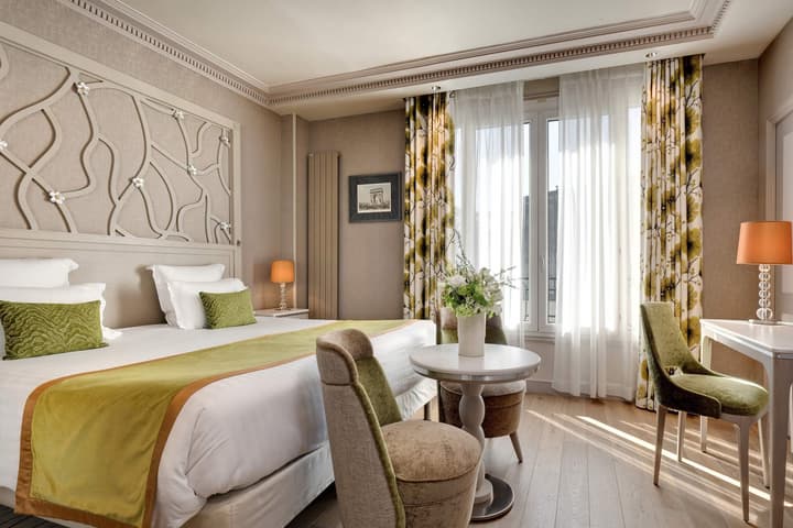Hotel Rochester Champs Elysées