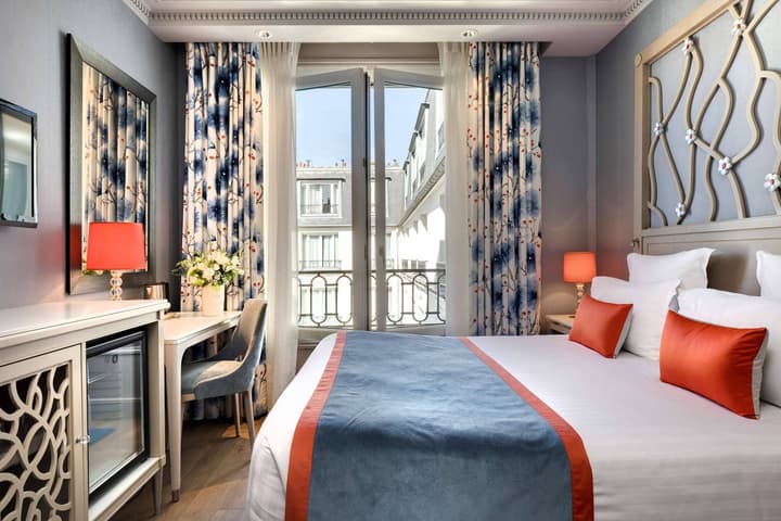 Hotel Rochester Champs Elysées