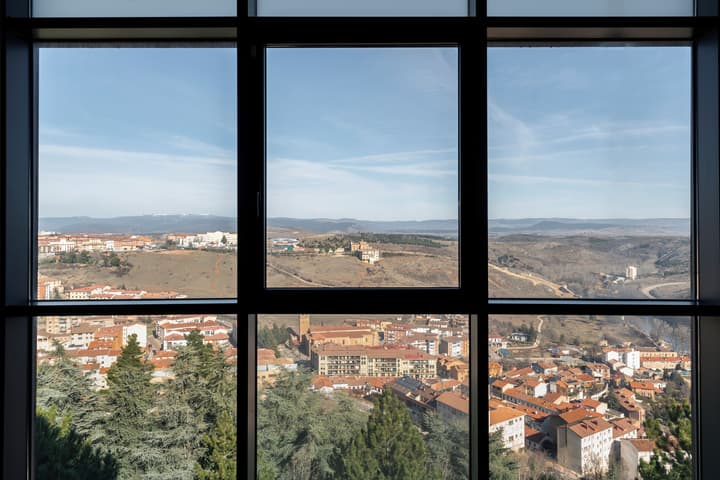 Parador De Soria