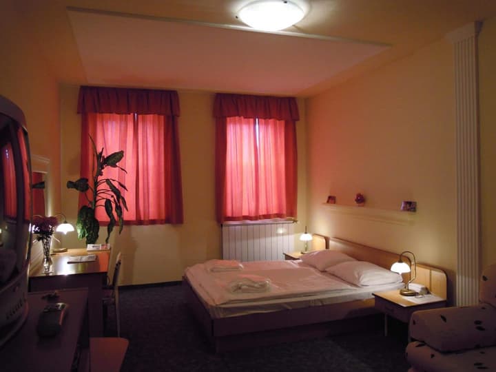 Platan Hotel