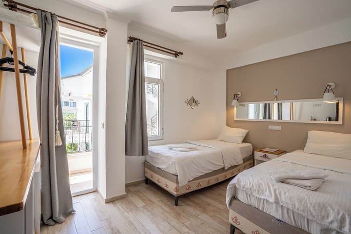 Hideaway Hotel