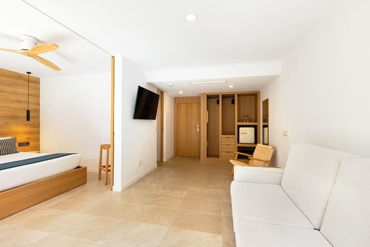 Las Gaviotas Suites Hotel