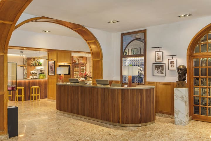 Duran Hotel & Restaurant