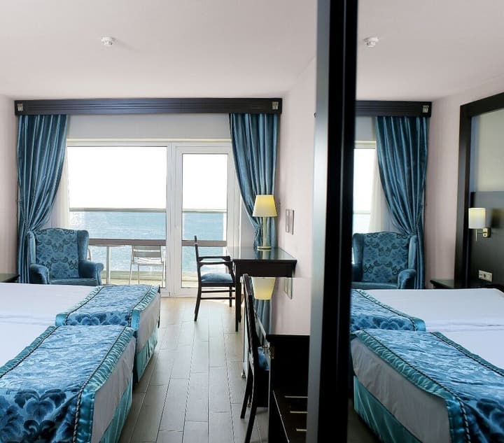 Ege Palas Business Hotel