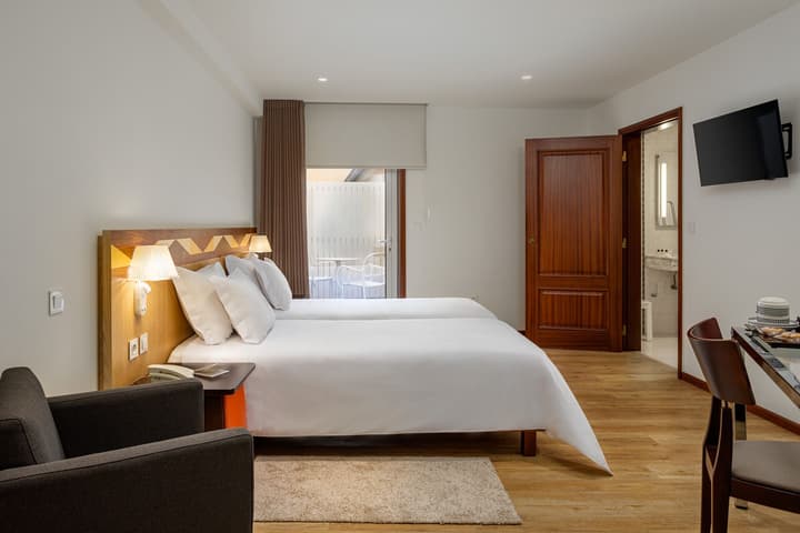 Aveiro Center Hotel