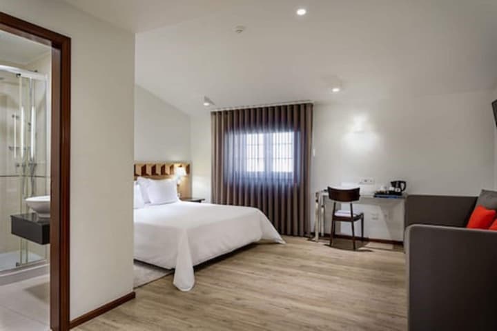 Aveiro Center Hotel