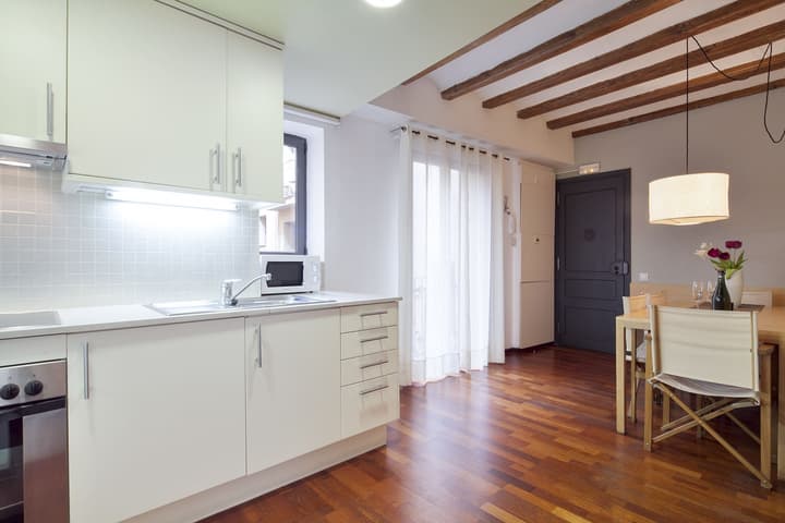Inside Barcelona Apartments Esparteria