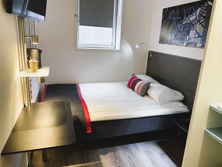 CABINN Metro Hotel