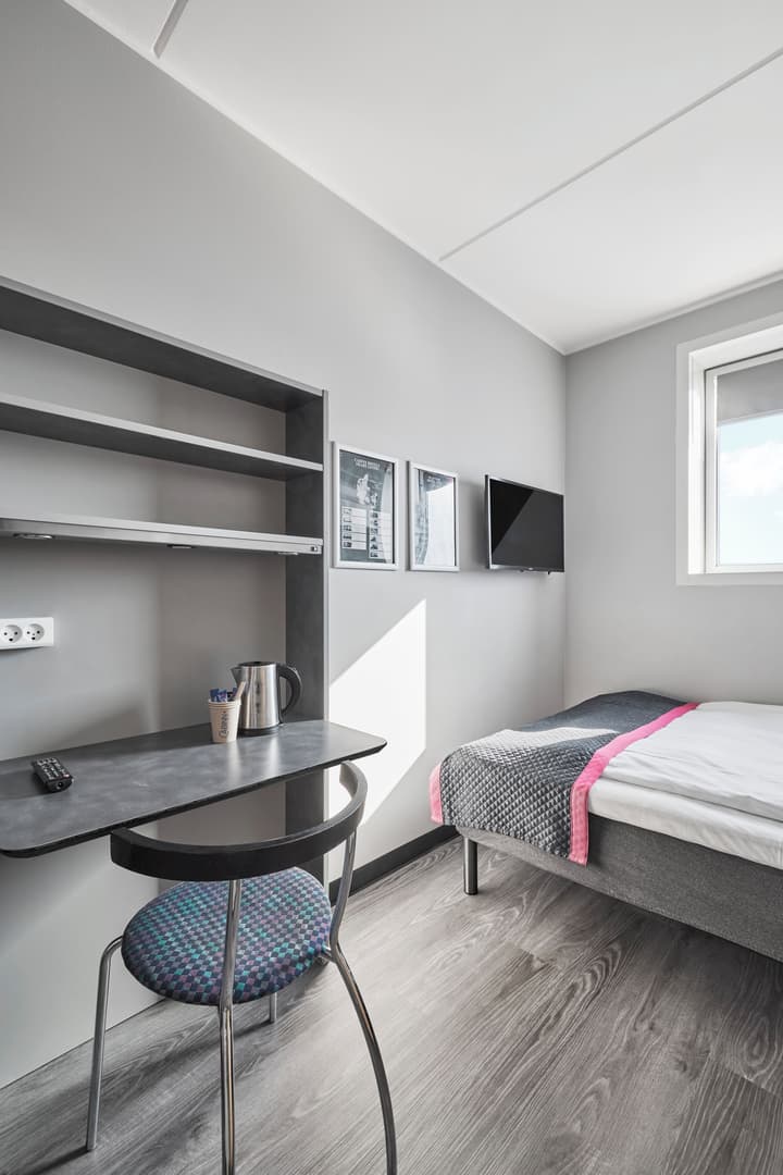 CABINN Metro Hotel