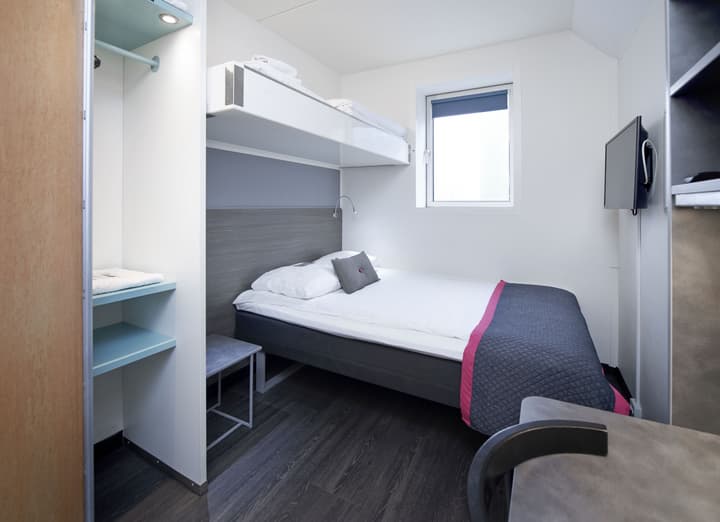CABINN Metro Hotel