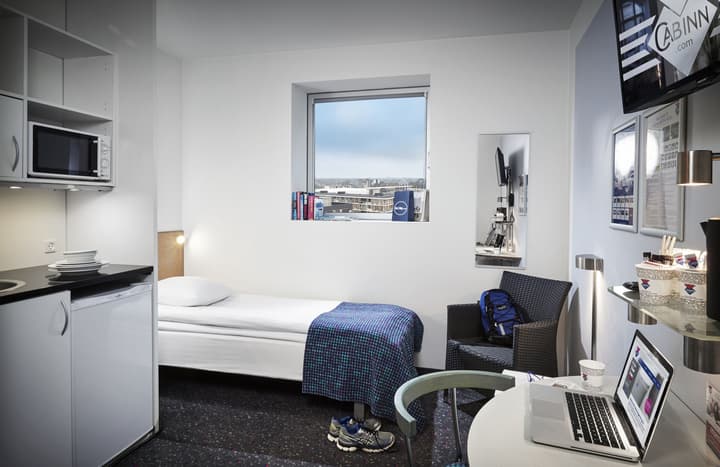 CABINN Metro Hotel