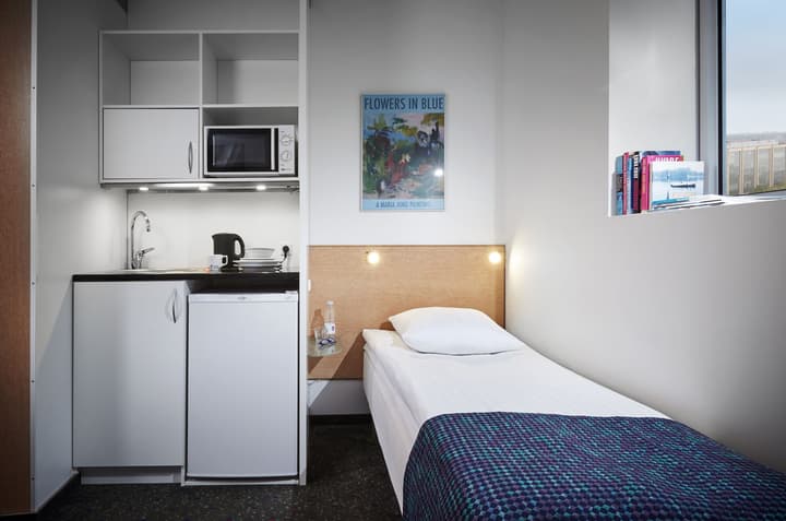 CABINN Metro Hotel