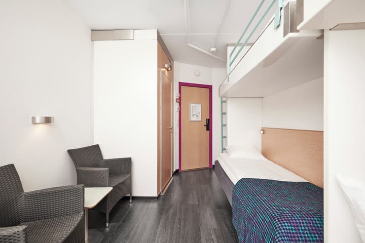 CABINN Metro Hotel