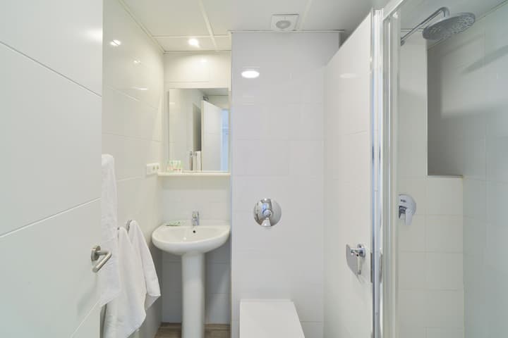 Sol y Miel Hostal
