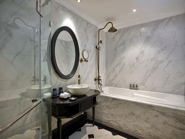 Aira Boutique Hanoi Hotel & Spa