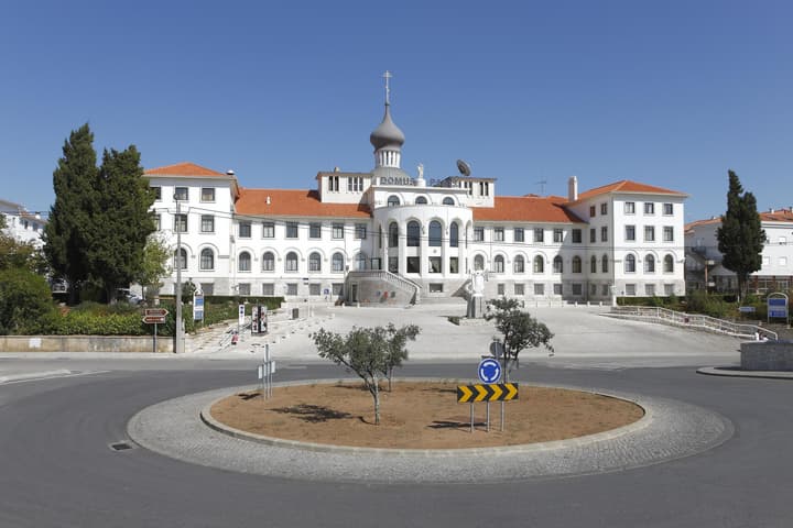 Domus Pacis Fatima Hotel