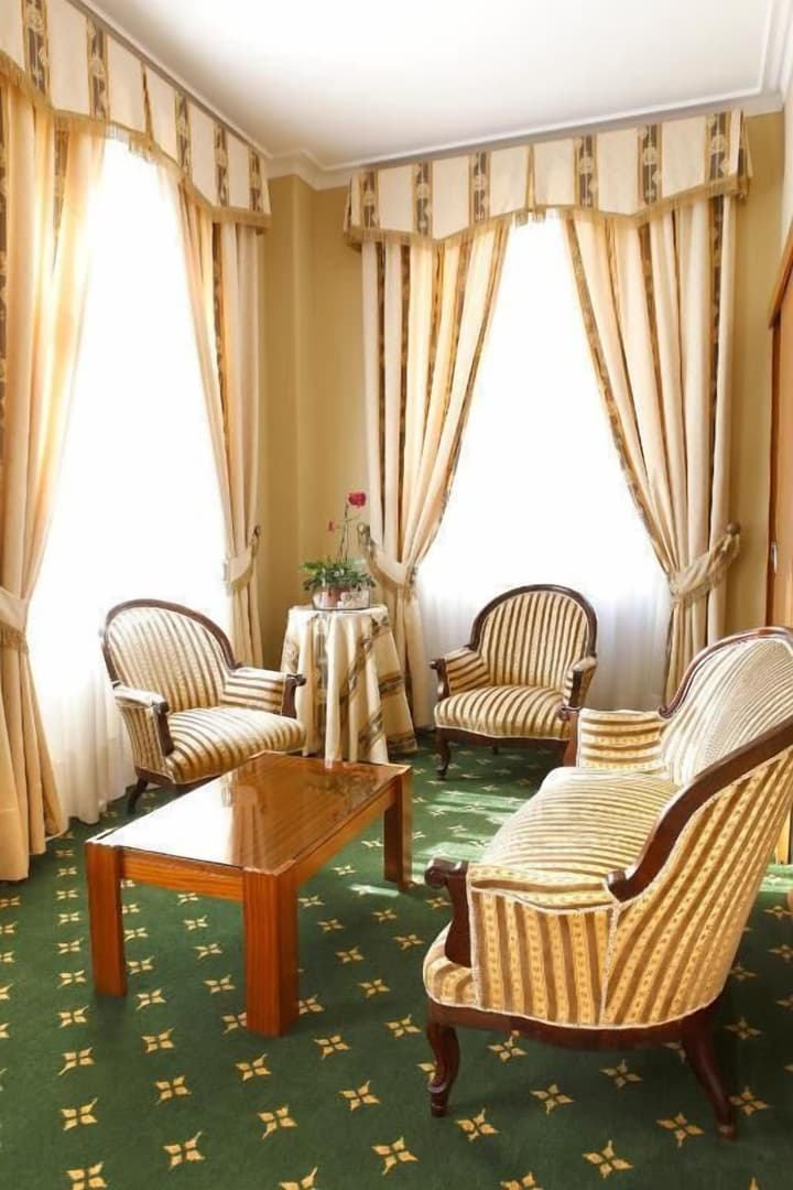 Domus Pacis Fatima Hotel