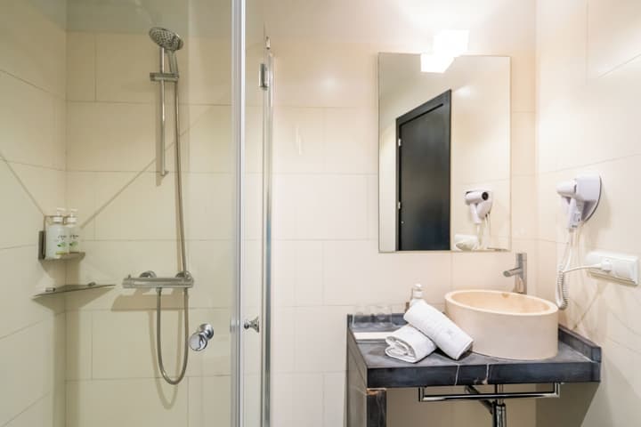 Hotel YIT El Postigo