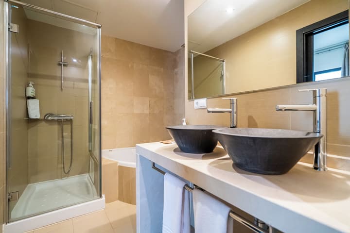 Hotel YIT El Postigo