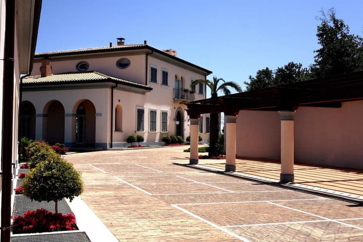 Villa Ersilia Hotel Resturant
