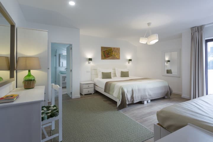 Boutique Hotel Casa do Outeiro - Arts & Crafts