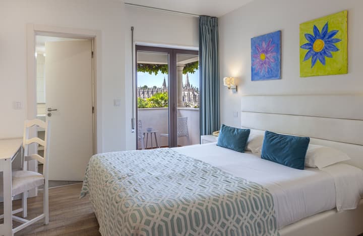 Boutique Hotel Casa do Outeiro - Arts & Crafts