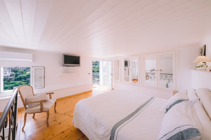 Villa Mary Suites