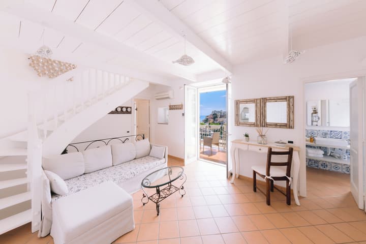 Villa Mary Suites