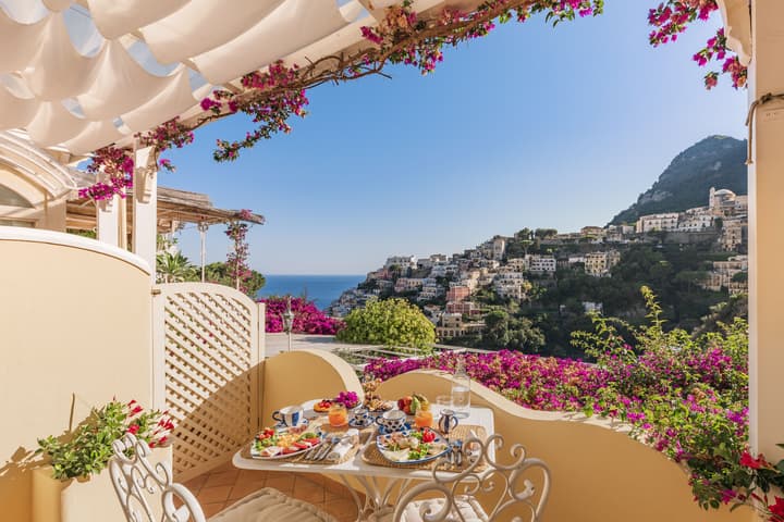 Villa Mary Suites