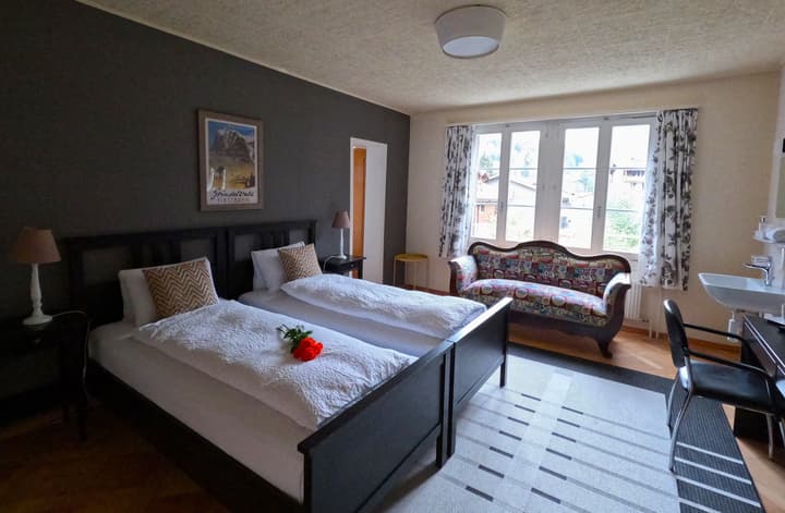 Alpenrose Hotel & Gardens