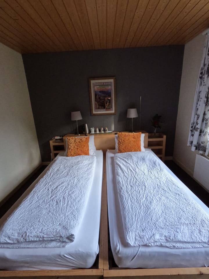 Alpenrose Hotel & Gardens