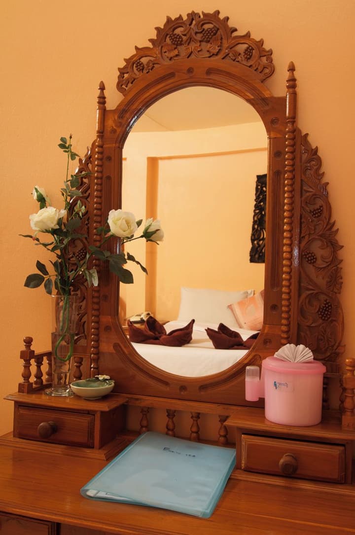 Baan Karon Hill Phuket Resort