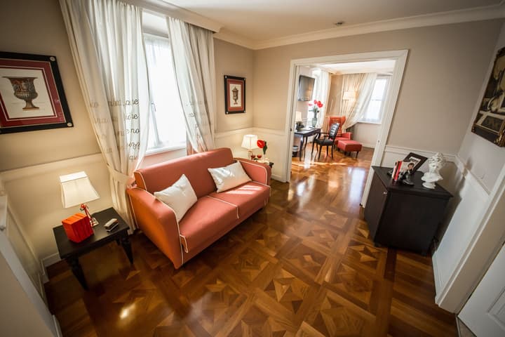 Victoria Hotel Letterario