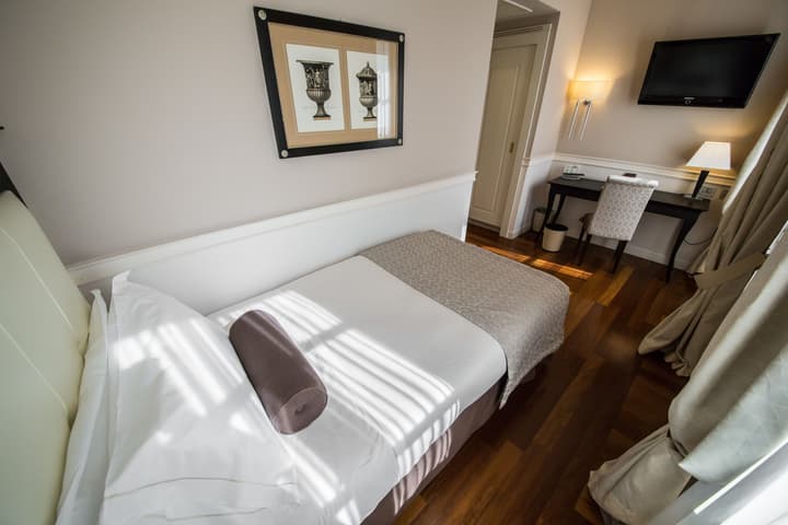 Victoria Hotel Letterario