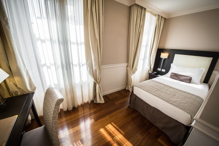Victoria Hotel Letterario
