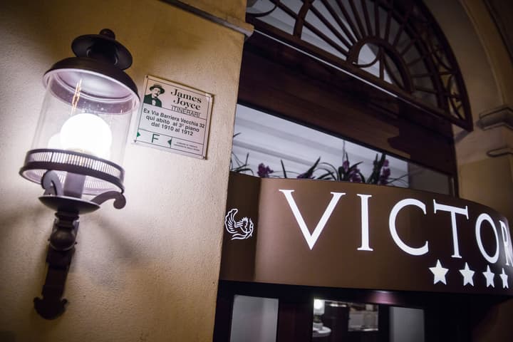 Victoria Hotel Letterario