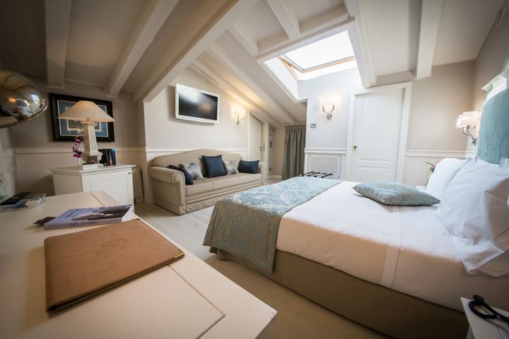 Victoria Hotel Letterario