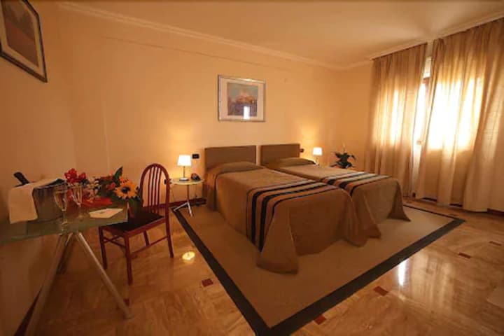 Hotel Palace 2000