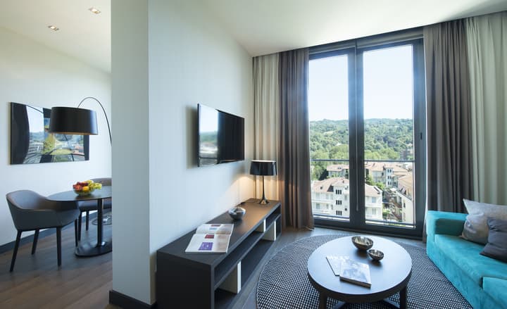 DUPARC Hotel & Apartments