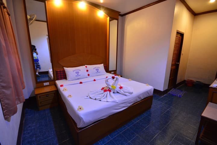 Diamond Cave Resort