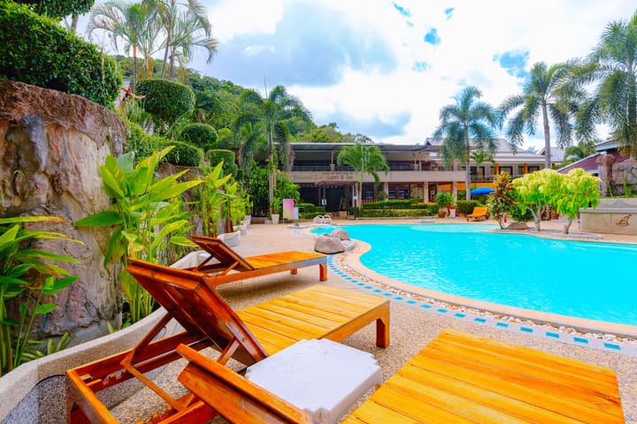 Diamond Cave Resort