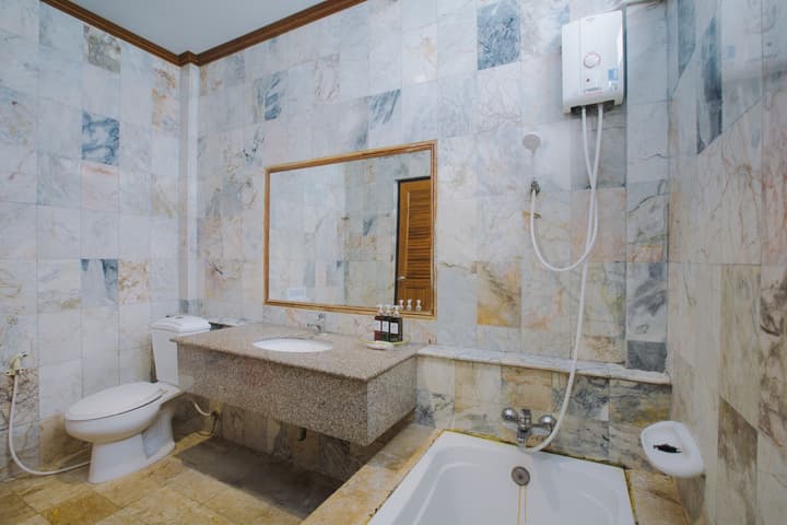 Diamond Cave Resort