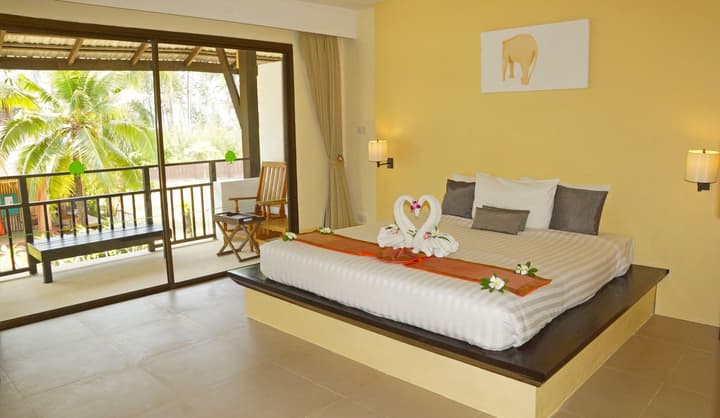 Palm Galleria Resort