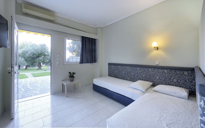 Mendi Hotel