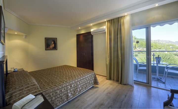 Mendi Hotel