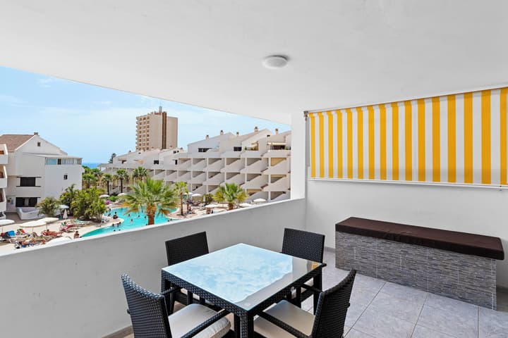 Paloma Beach Apartments
