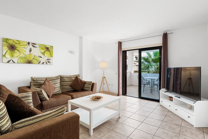 Paloma Beach Apartments